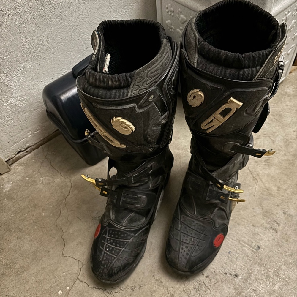 Sidi Crossfire SRS motocross boots